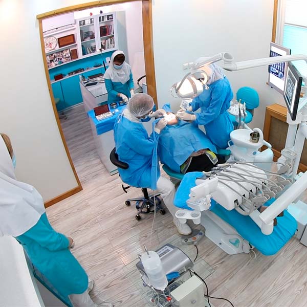تیزر کلینیک دندانپزشکی مهرشهر